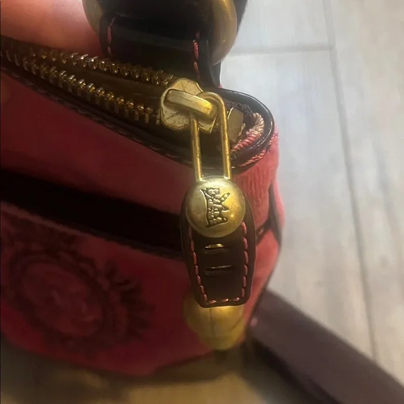 Vintage Juicy Couture Pink and Black Crossbody Bag - Picture 7 of 7